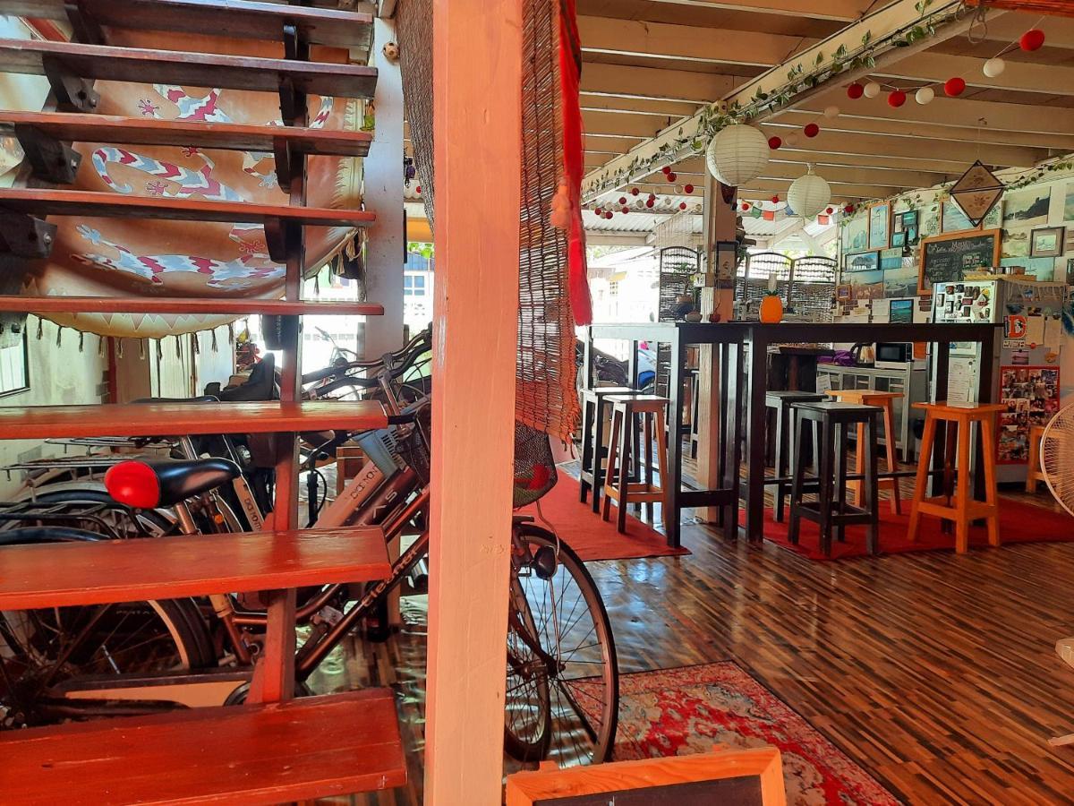 פראצ'ואפ קירי קאן Thaimex Cafe & Homestay Backpackers- Adults Only מראה חיצוני תמונה