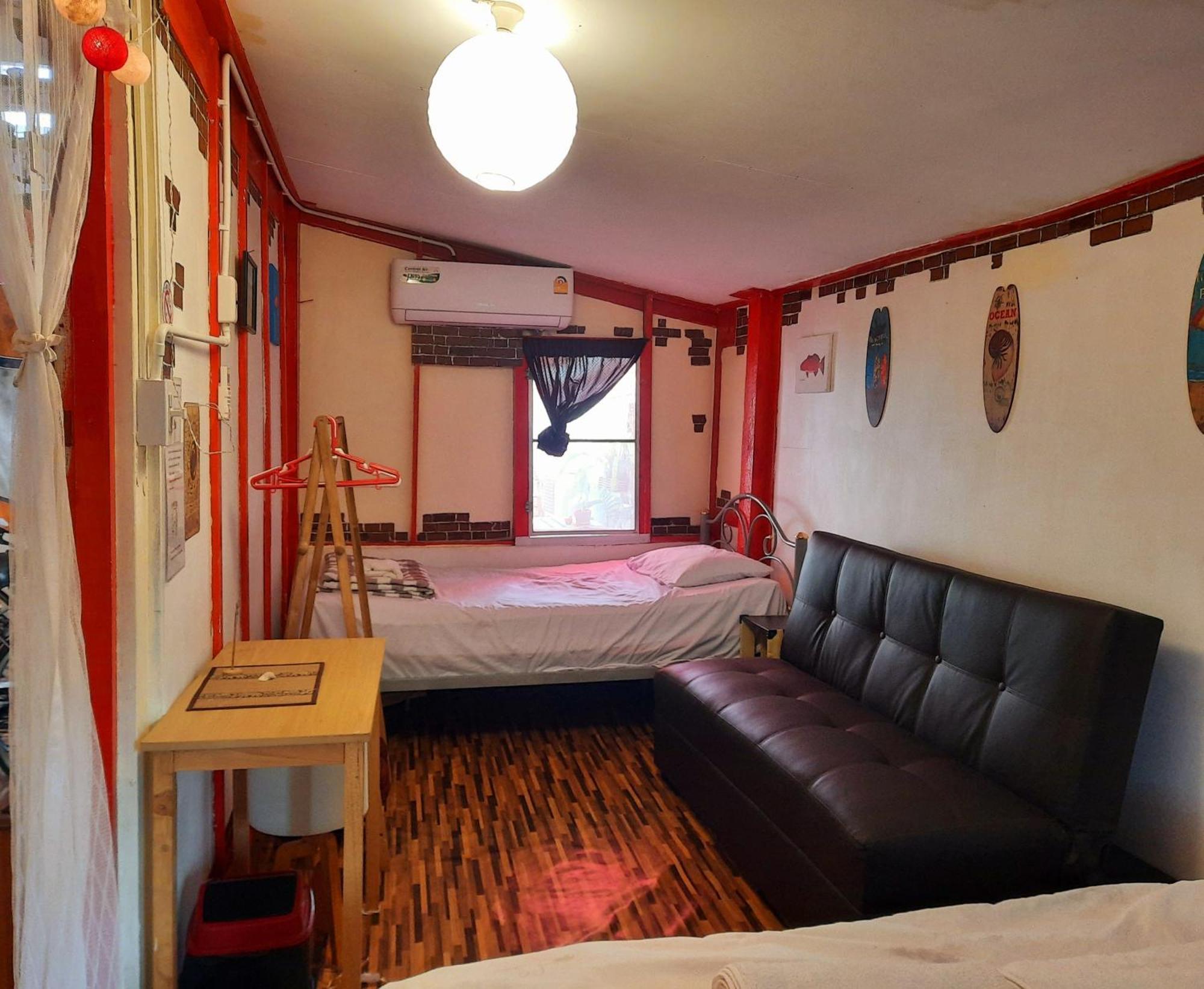 פראצ'ואפ קירי קאן Thaimex Cafe & Homestay Backpackers- Adults Only חדר תמונה